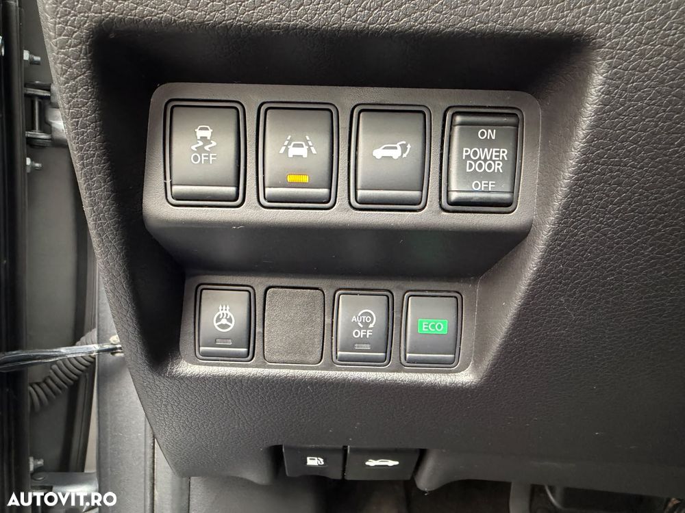 Nissan X-Trail 2.0 dCi ALL-MODE 4x4i Xtronic Tekna - 27