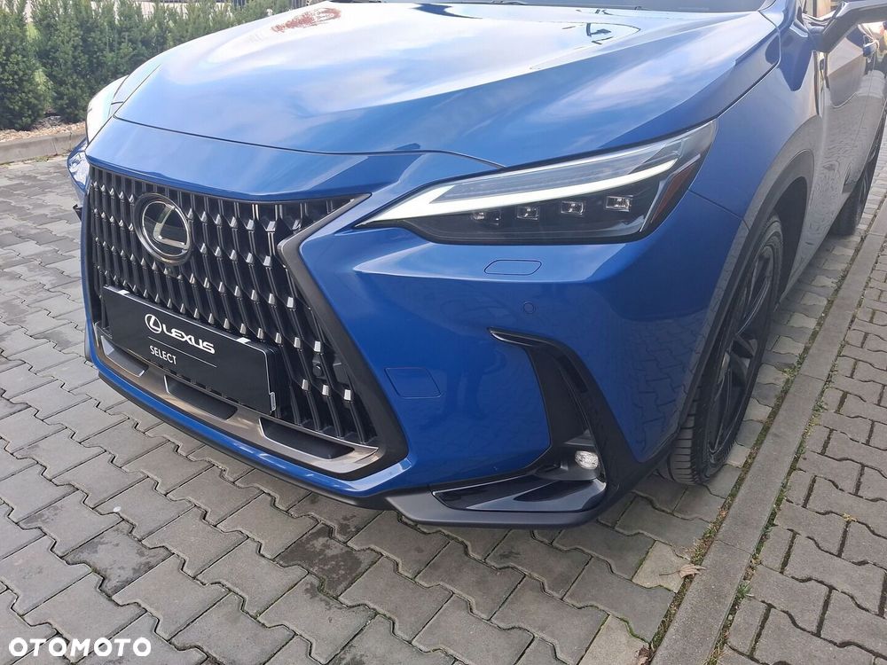 Lexus NX 350h Prestige AWD - 25