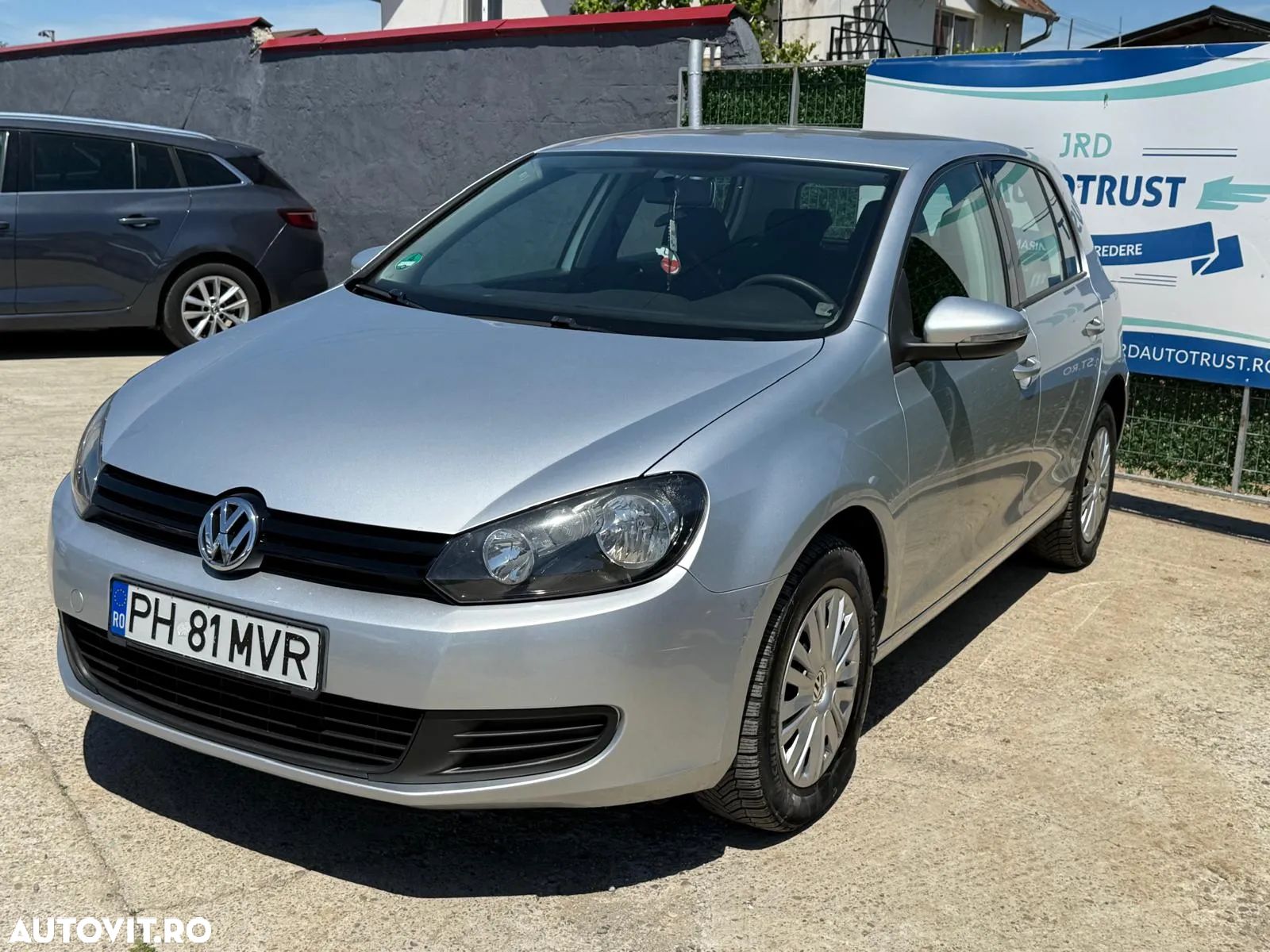 Volkswagen Golf 1.6 TDI BlueMotion Technology DPF Comfortline - 1