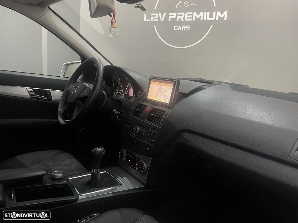 Mercedes-Benz C 220 CDi Avantgarde BlueEfficiency - 19