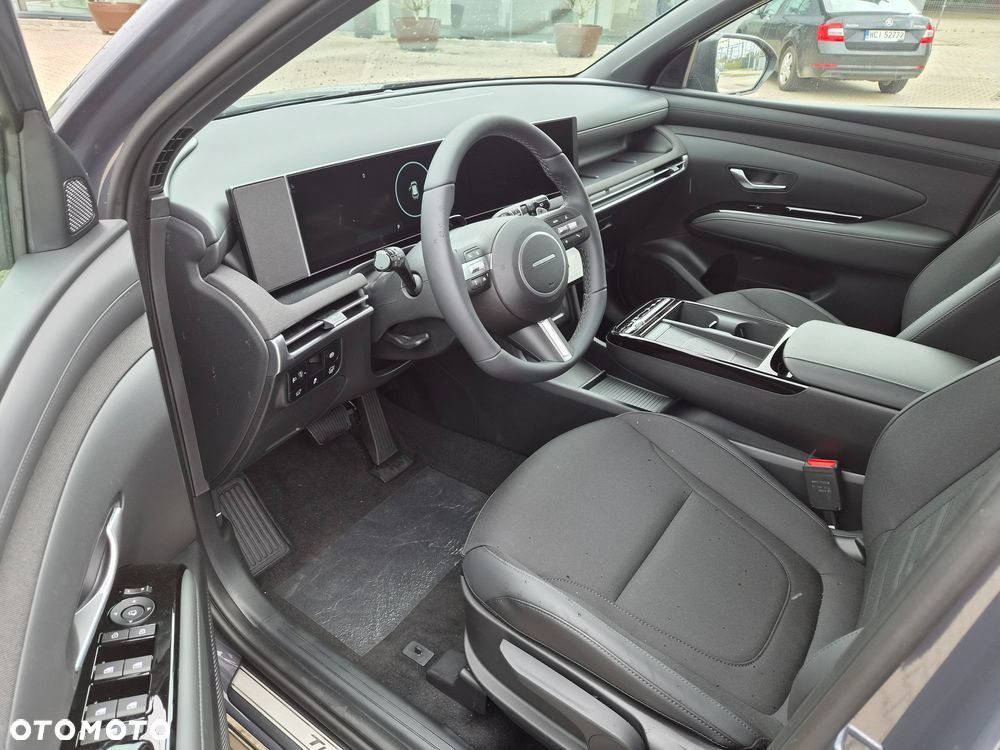 Hyundai Tucson 1.6 T-GDi HEV Smart Black 2WD - 12