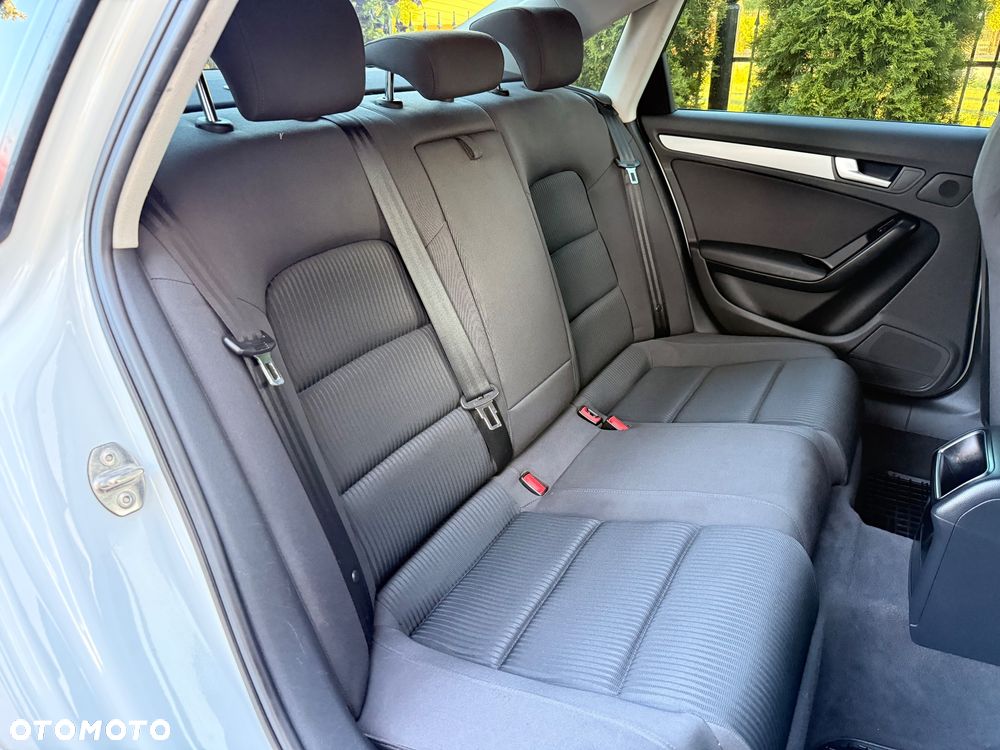 Audi A4 Limousine - 26