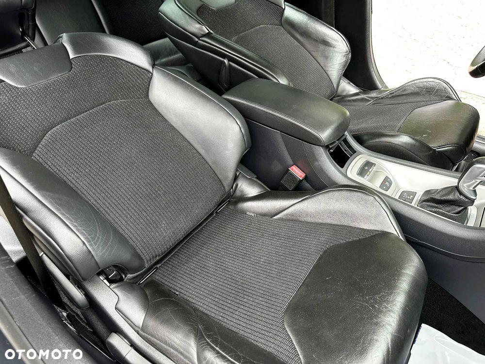 Citroën C5 2.0i 16V Exclusive Equilibre Navi - 19