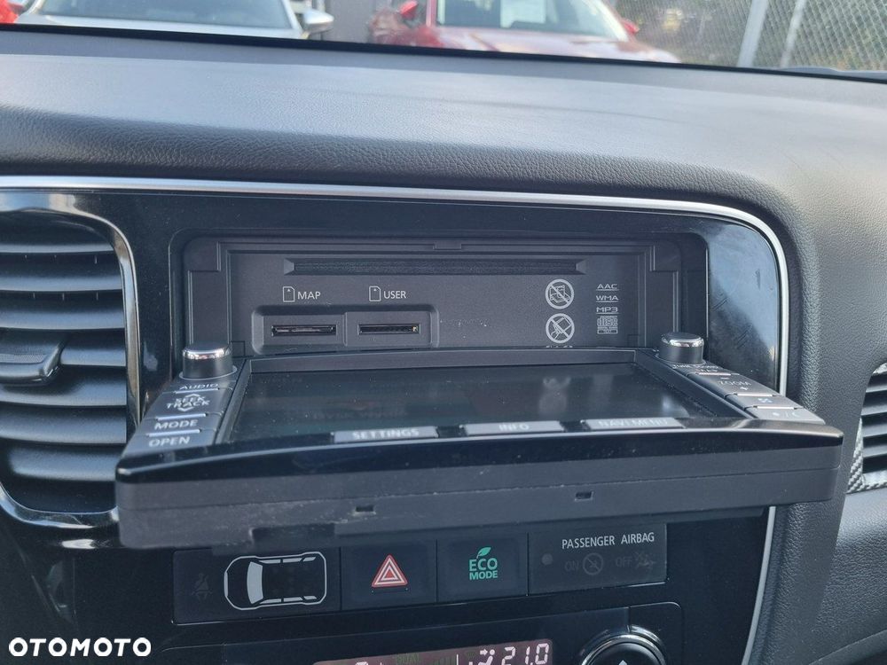 Mitsubishi Outlander 2.0 Intense 4WD CVT - 20