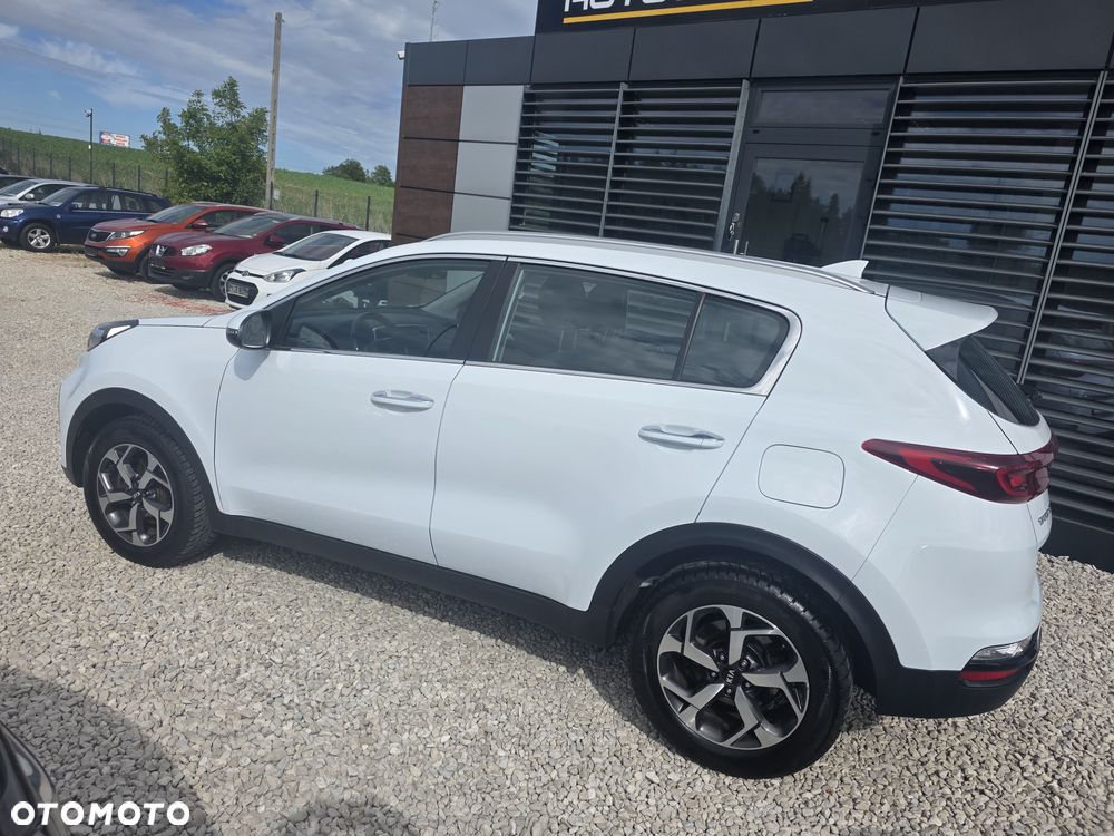 Kia Sportage 1.6 T-GDI 2WD VISION - 11