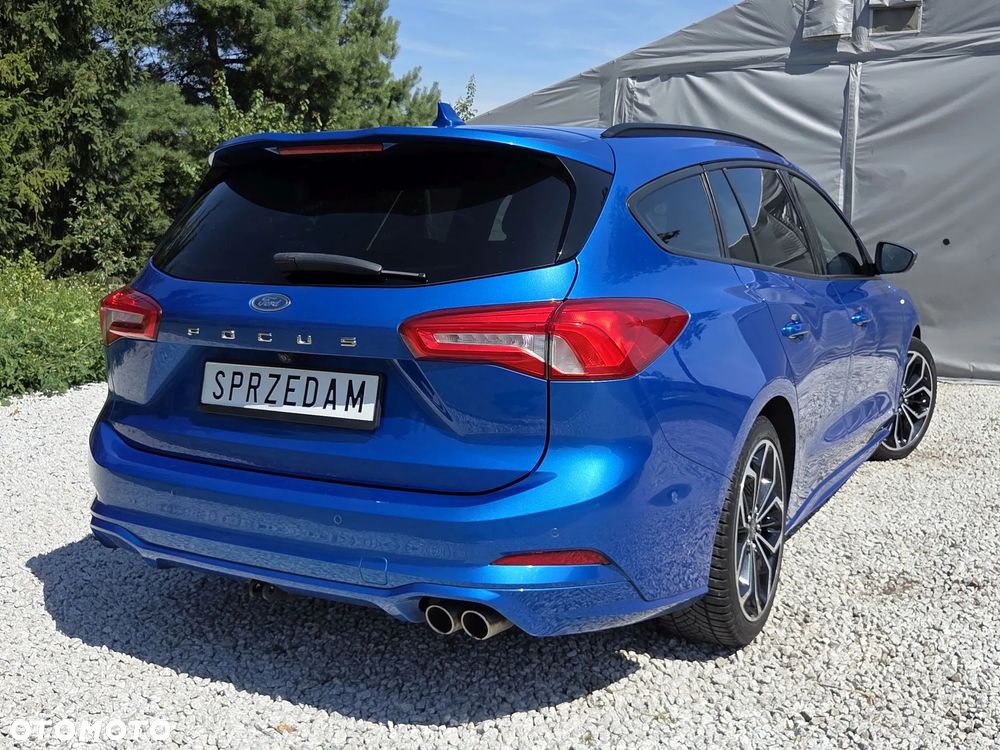 Ford Focus 1.5 EcoBlue Start-Stopp-System ST-LINE - 38