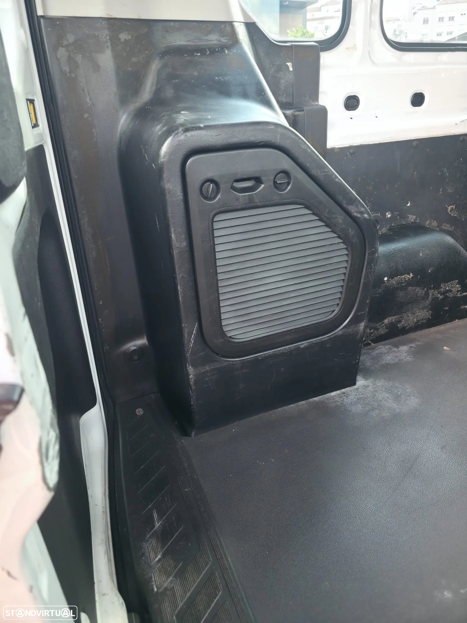 Ford Transit - 18