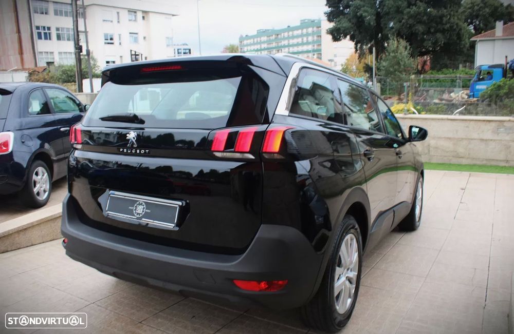 Peugeot 5008 - 33