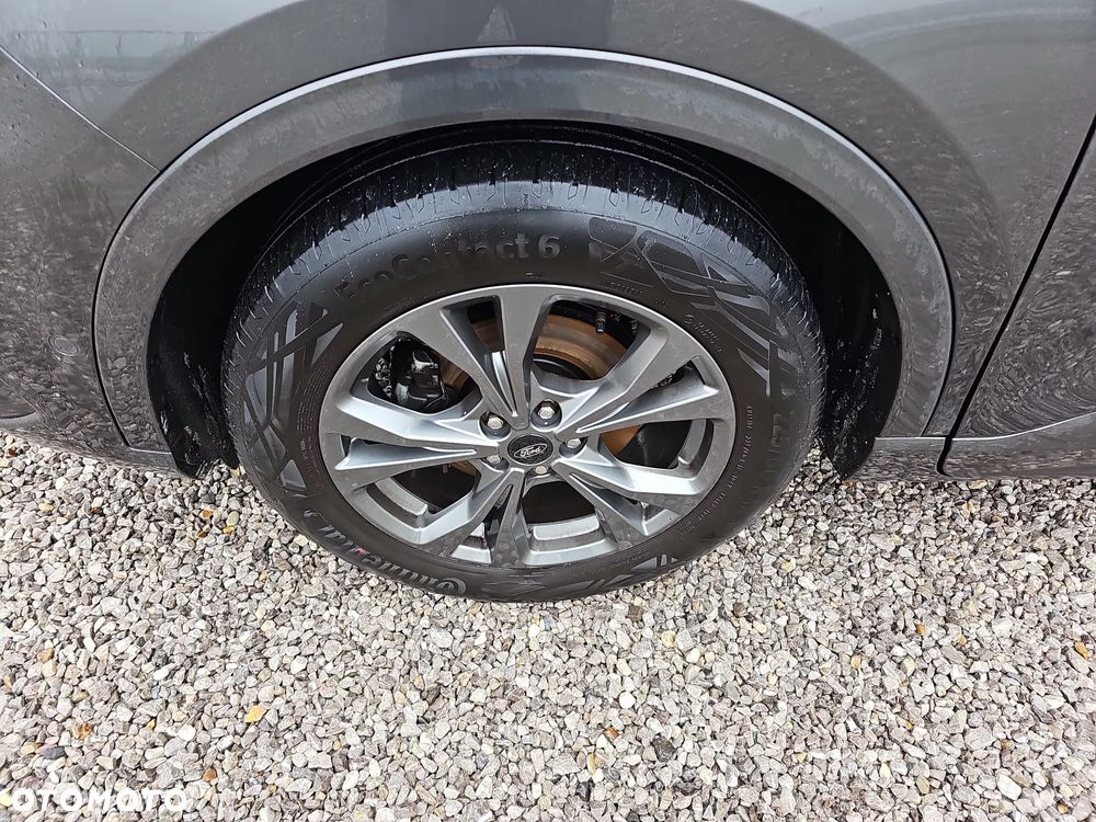 Ford Kuga 1.5 EcoBoost FWD ST-Line - 9