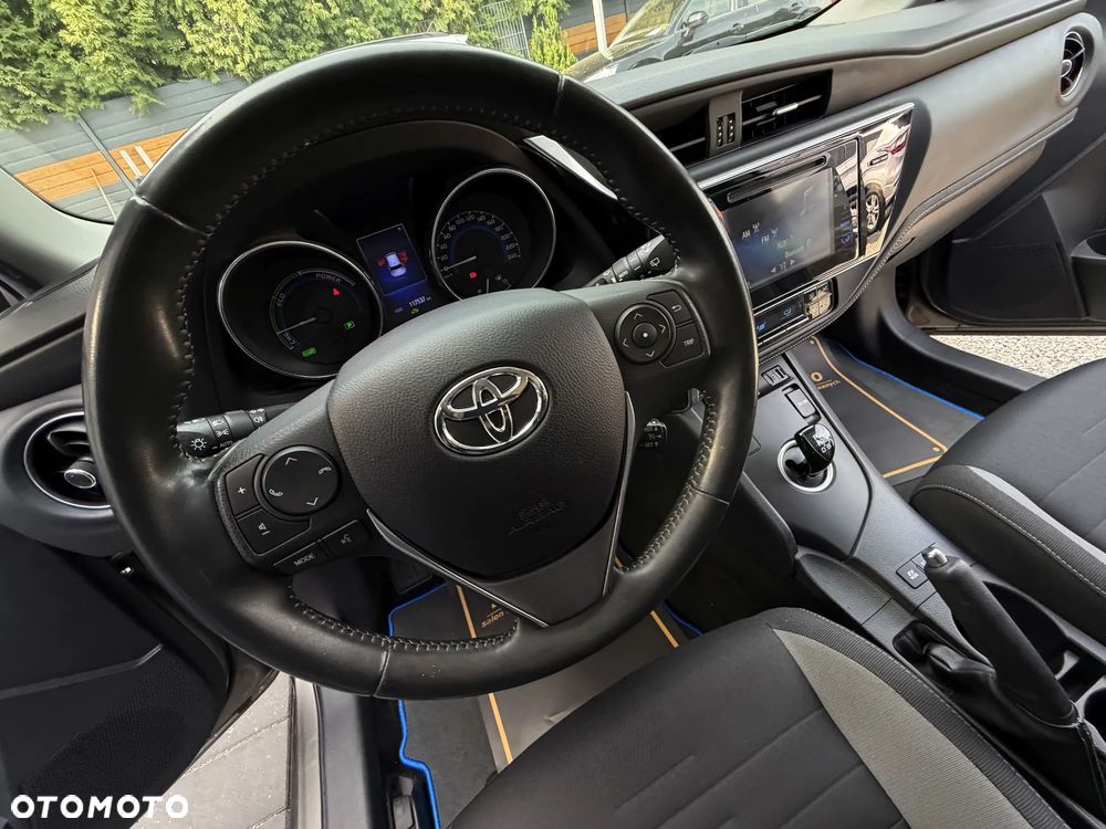 Toyota Auris - 29