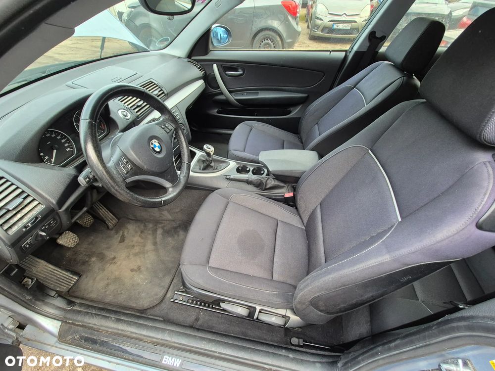 BMW Seria 1 116i - 12