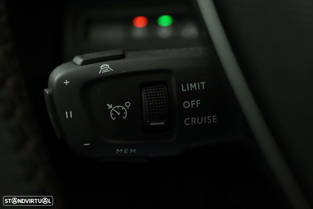 Peugeot 3008 1.2 PureTech GT EAT8 - 16