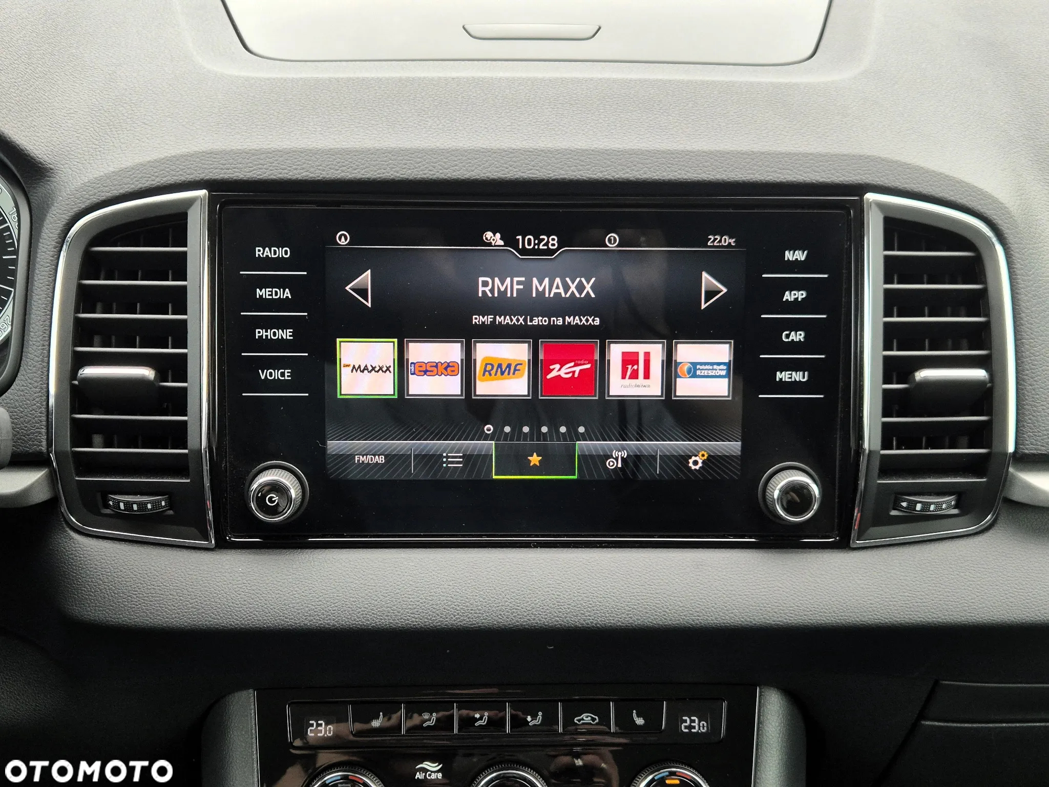 Skoda Karoq 1.5 TSI ACT GPF 4x2 Ambition - 29
