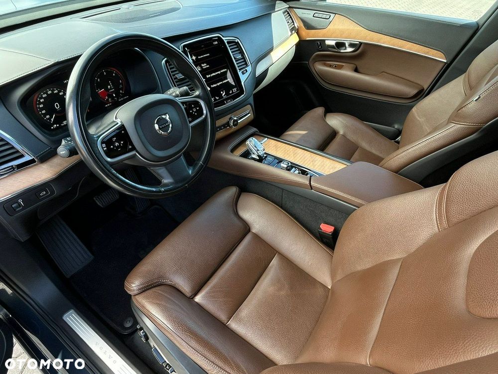 Volvo XC 90 - 14