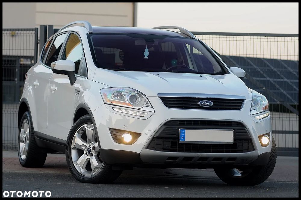 Ford Kuga 2.0 TDCi 4x4 Titanium - 14