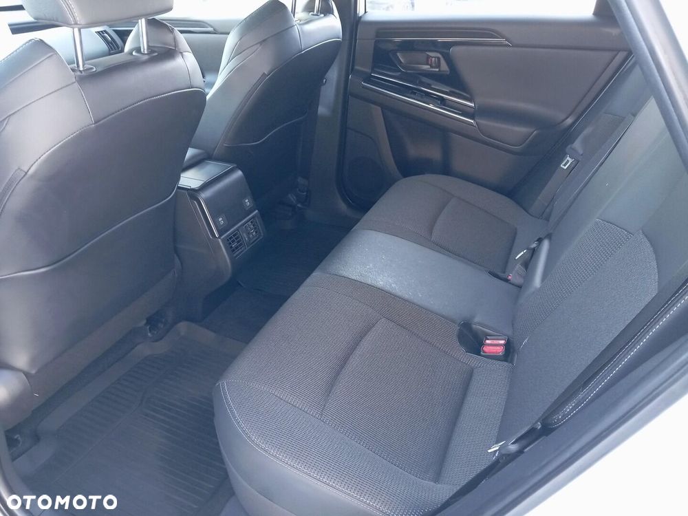 Toyota bZ4X 71.4kWh 4x4 Prestige - 11