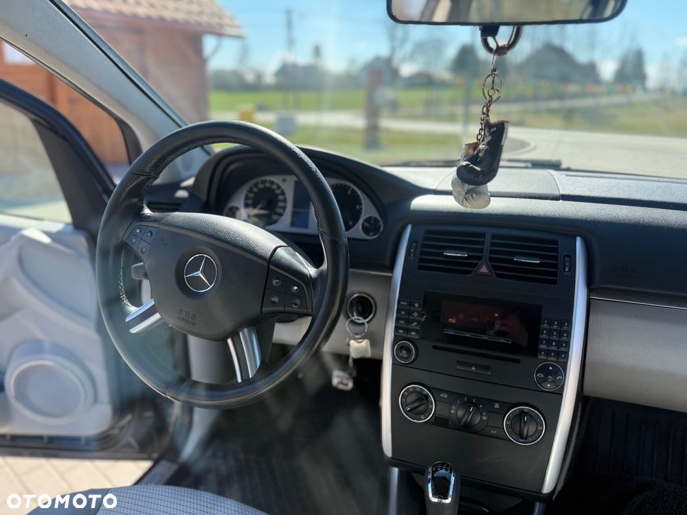 Mercedes-Benz Klasa B - 19