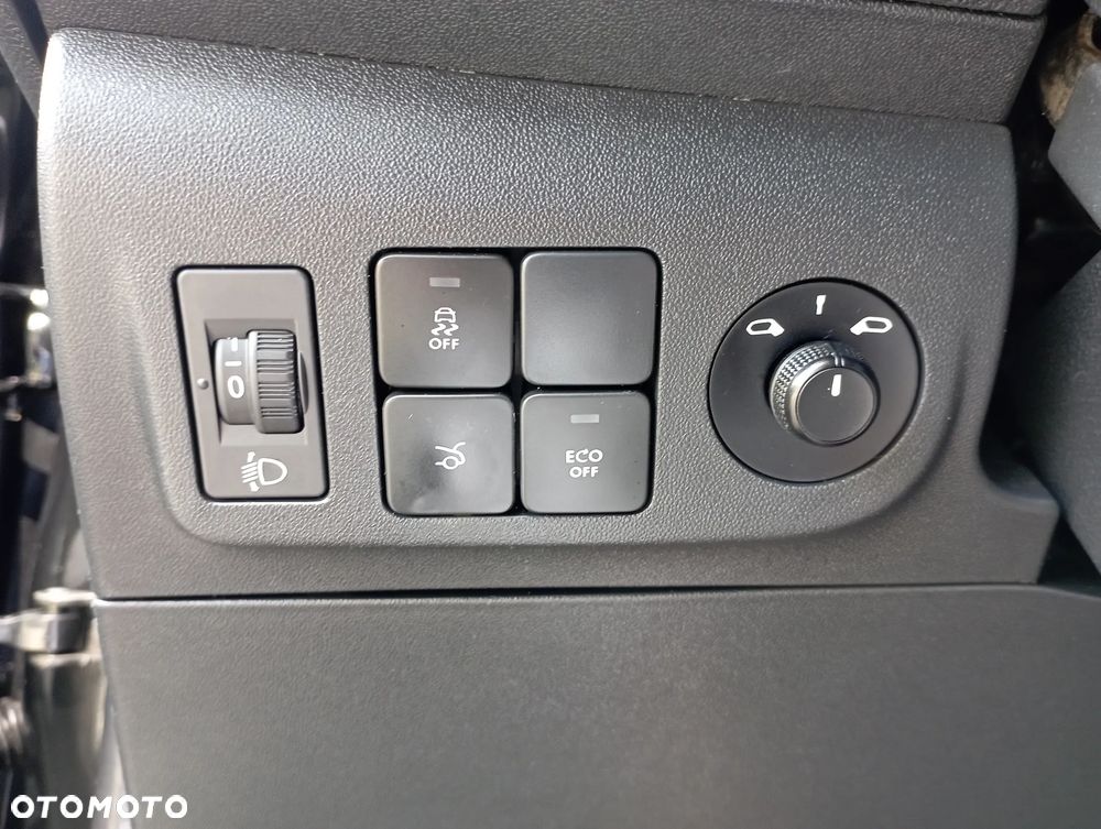 Citroën C-Elysée 1.5 BlueHDi Shine - 20