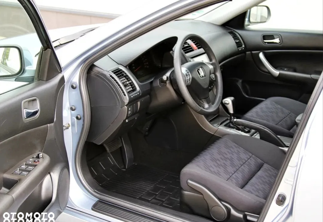 Honda Accord 2.0 Comfort - 7