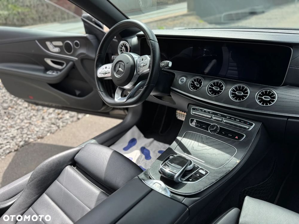 Mercedes-Benz Klasa E 220 d AMG - 40