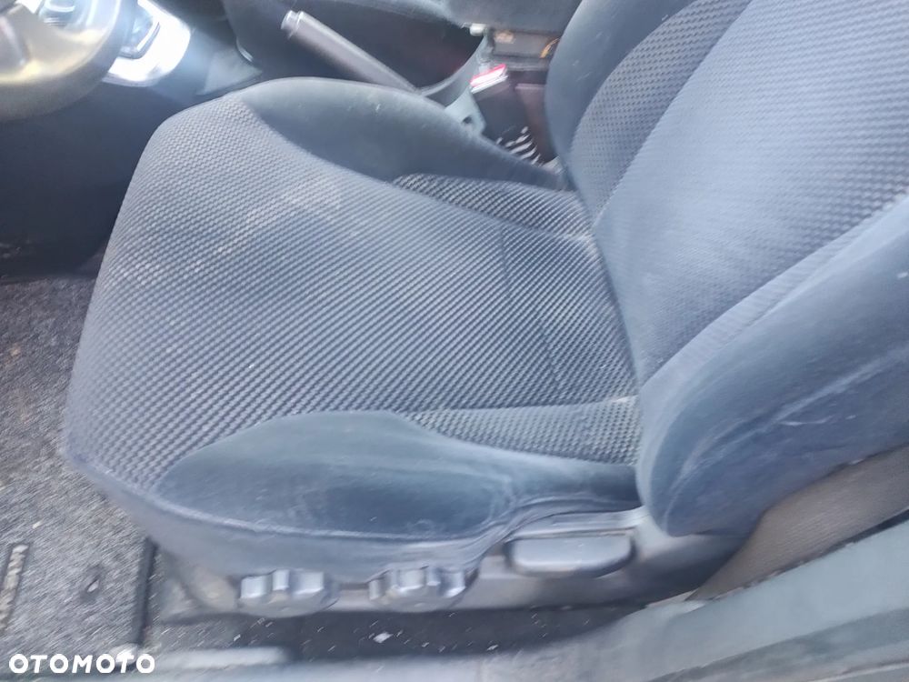 HYUNDAI TUCSON I FOTEL LEWY PRAWY KANAPA - 1