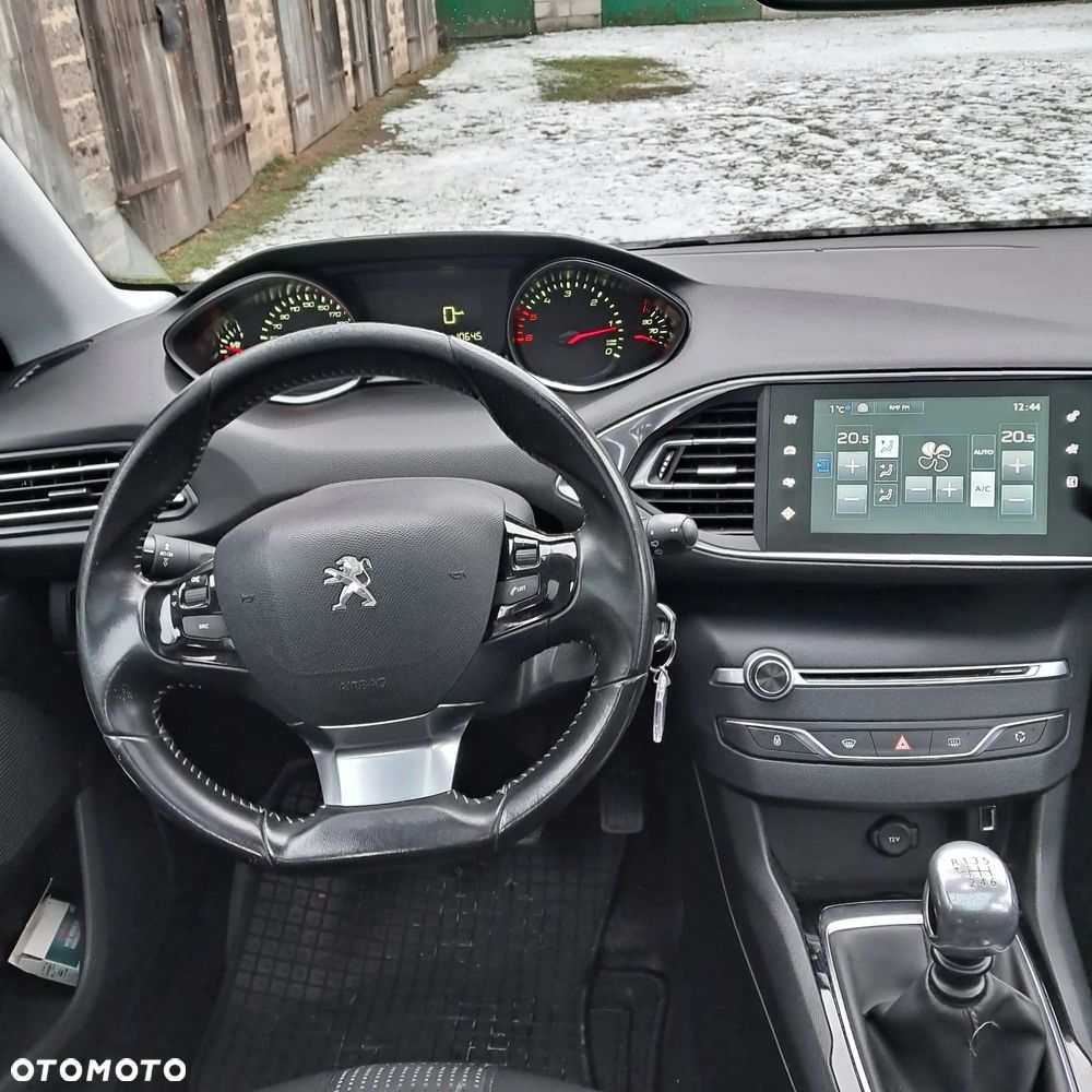 Peugeot 308 BlueHDi FAP 120 Stop&Start Allure - 17