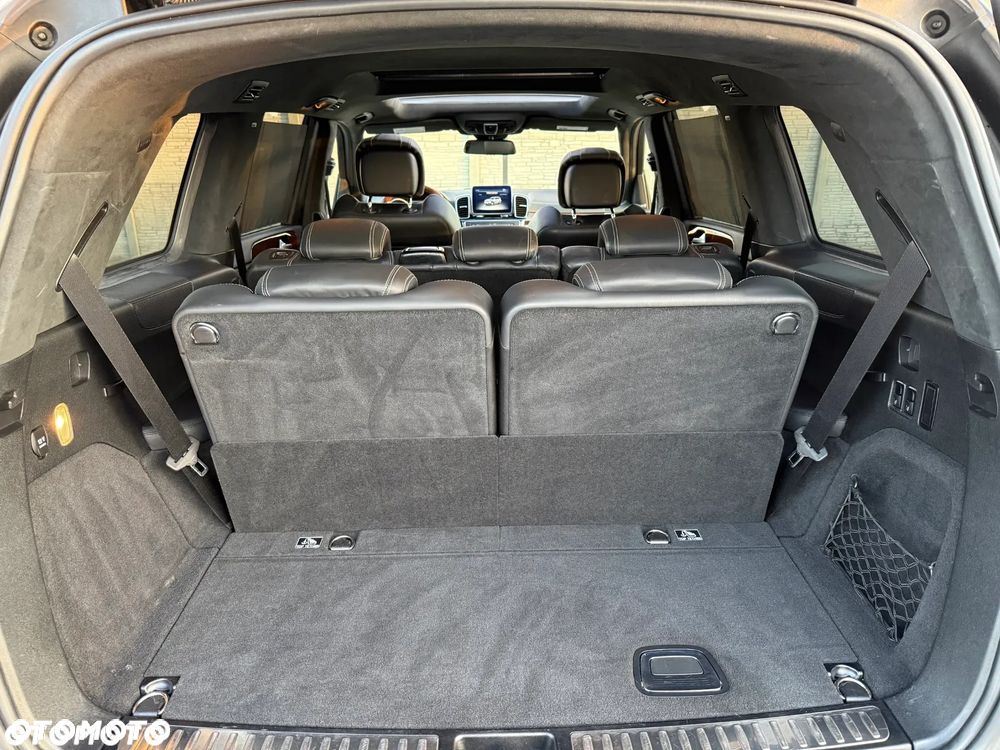 Mercedes-Benz GLS AMG 63 4Matic AMG Speedshift 7G-TRONIC - 37