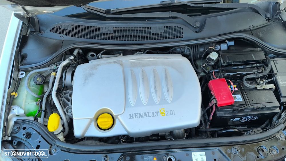 Renault Mégane 2.0 dCi SE Exclusive - 11