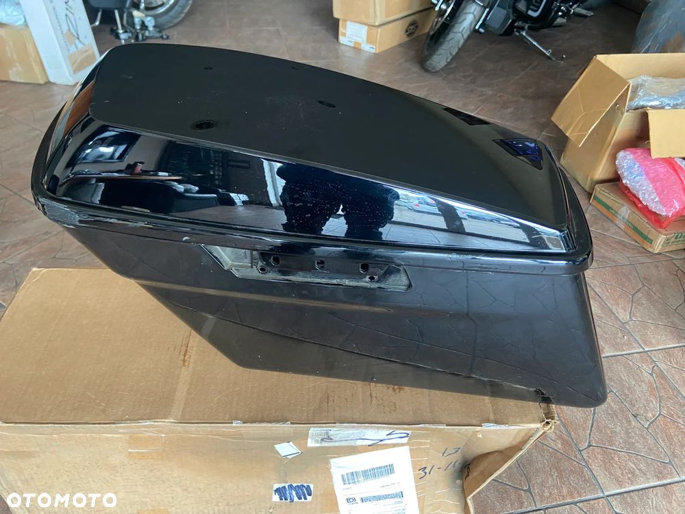 KUFER PRAWY HARLEY TOURING ELECTRA GLIDE ROAD 14 -23 - 5