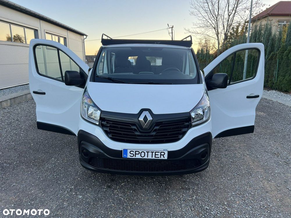 Renault Trafic - 25