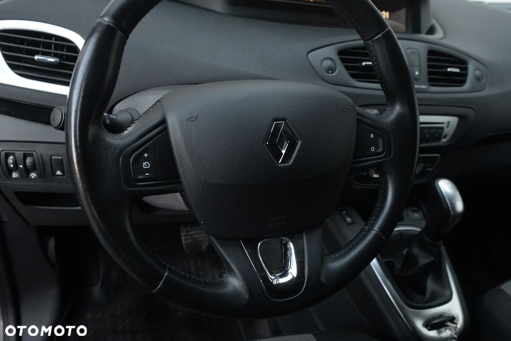 Renault Scenic 1.5 dCi Limited EDC - 32
