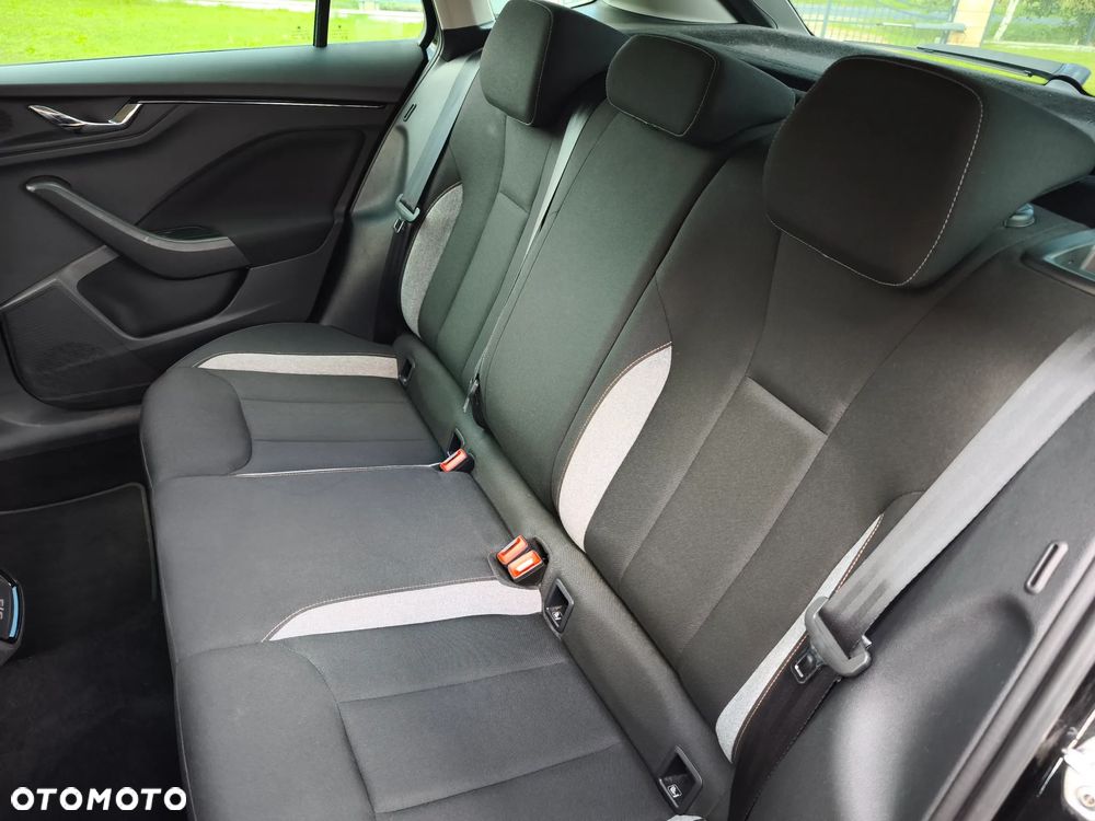 Skoda Scala 1.5 TSI Selection DSG - 25