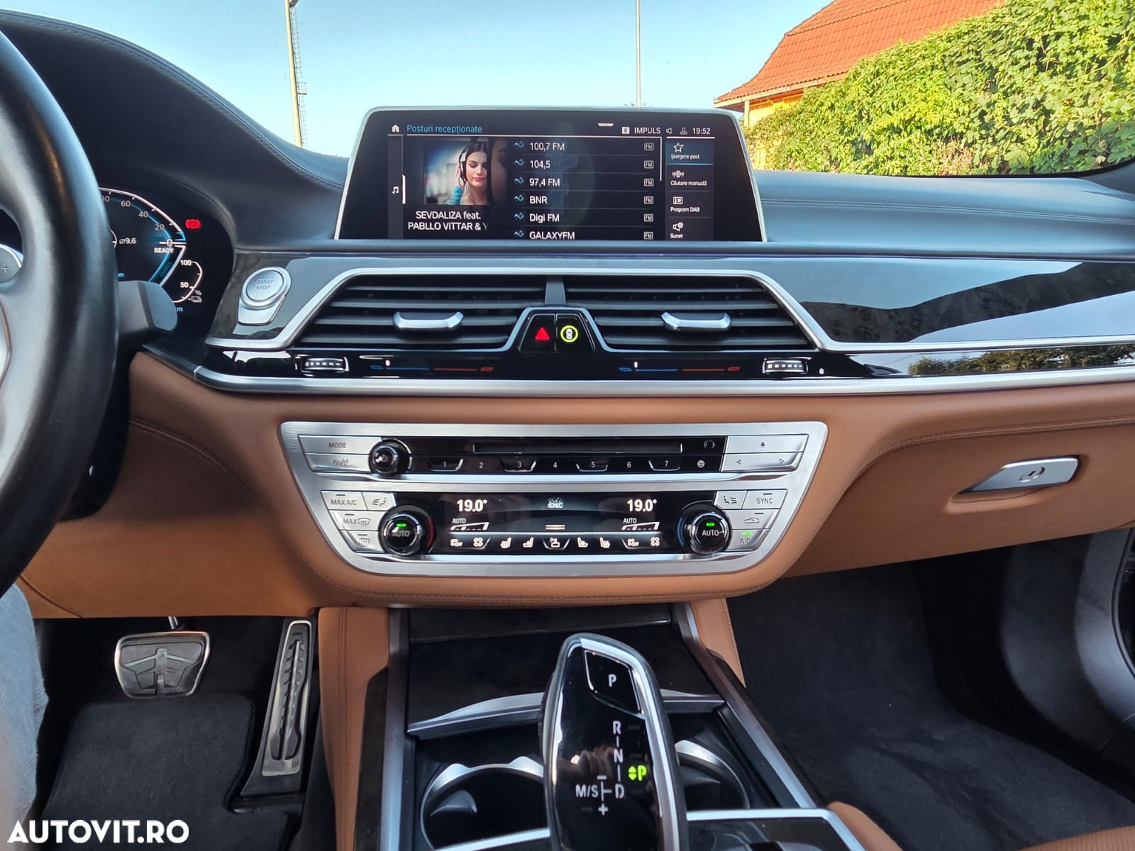 BMW Seria 7 745Le AT PHEV - 15