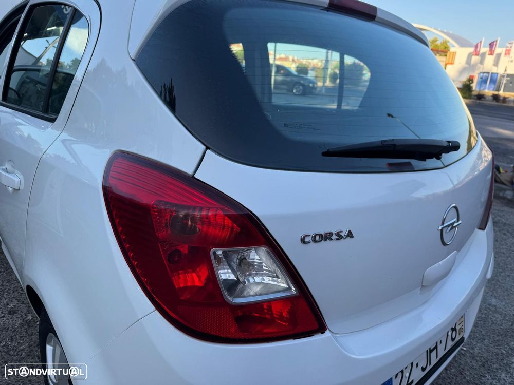 Opel Corsa 1.2 Cosmo - 14