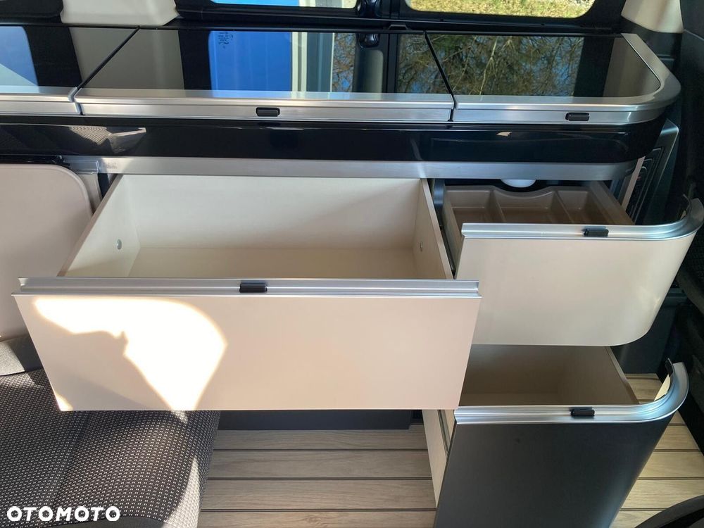 Mercedes-Benz Klasa V - 25