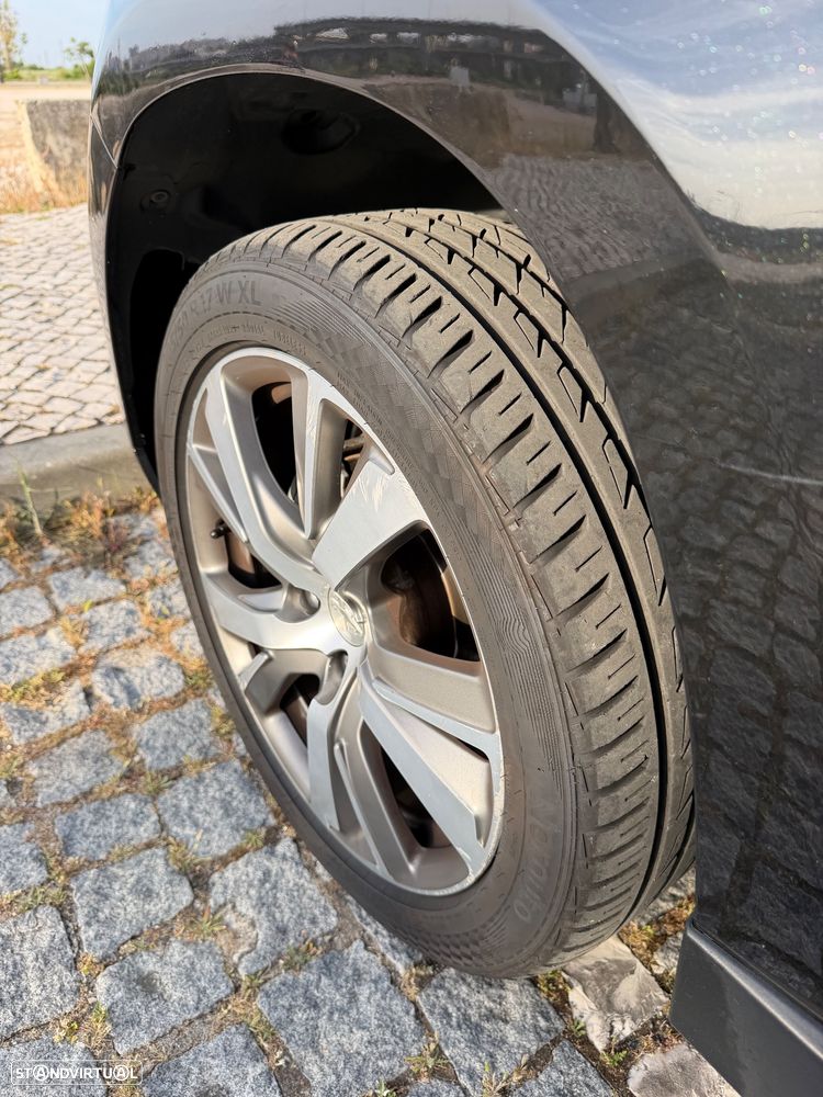 Peugeot 2008 1.6 e-HDi Allure - 15