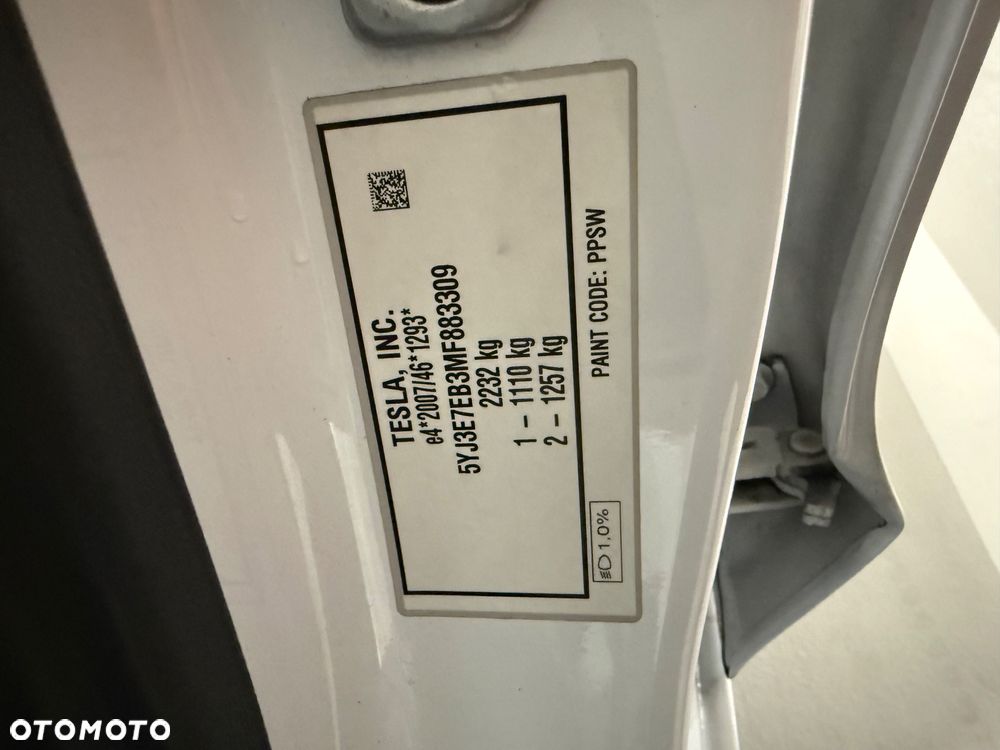 Tesla Model 3 Langstreckenbatterie Allradantrieb Dual Motor - 9