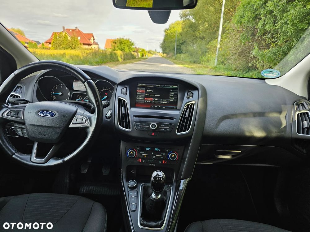 Ford Focus 2.0 TDCi SYNC Edition ASS - 25