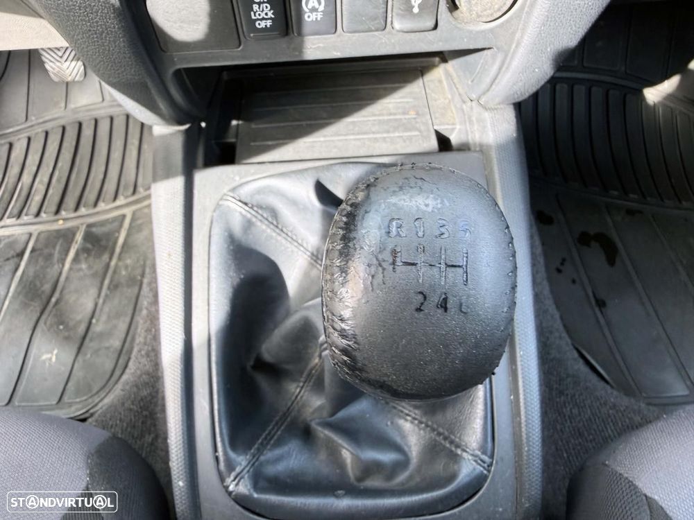 Mitsubishi L200 - 34