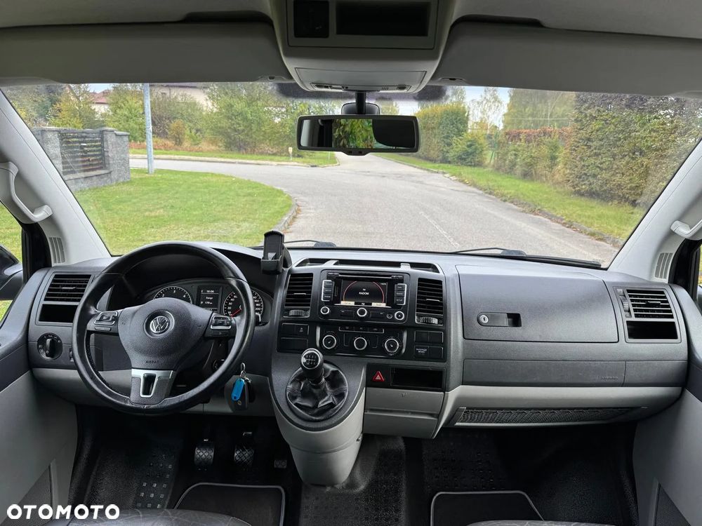 Volkswagen TRANSPORTER T5 - 18