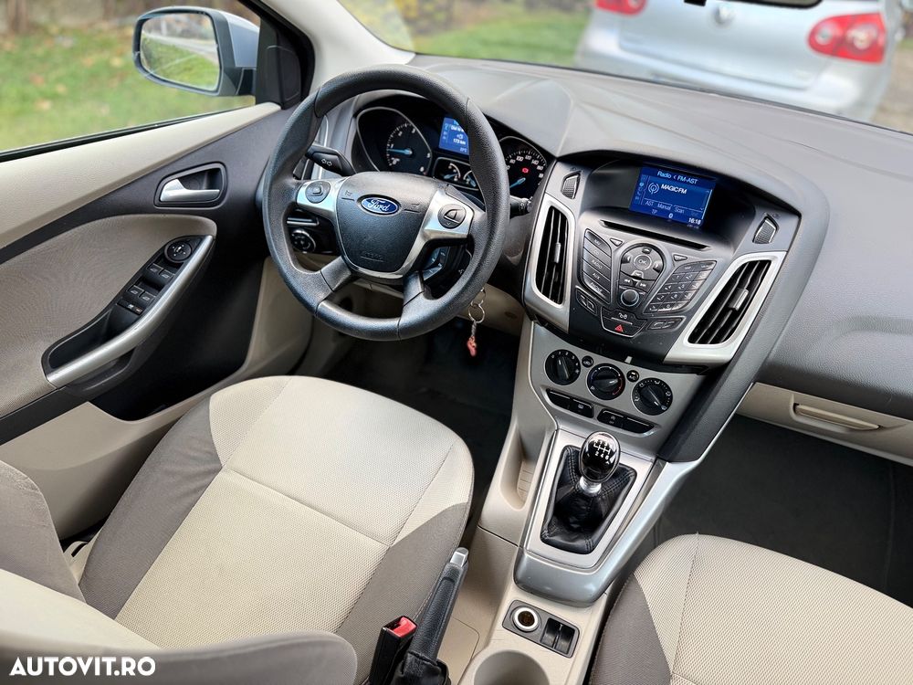 Ford Focus 1.6 TDCI DPF Titanium - 20