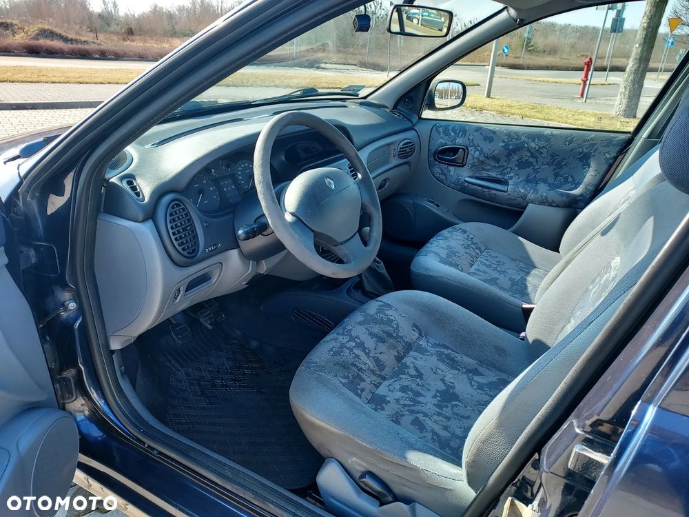 Renault Megane 1.4 RN 16V (klm) - 16