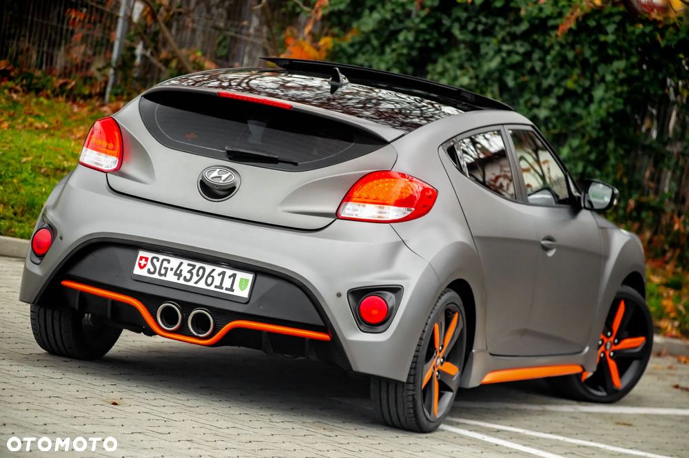Hyundai Veloster 1.6 Turbo Premium - 13
