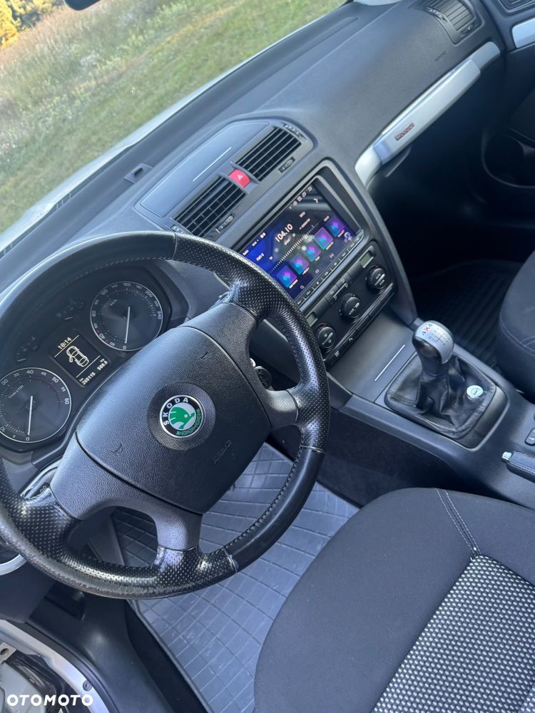Skoda Octavia Scout 2.0 TDI DPF - 31