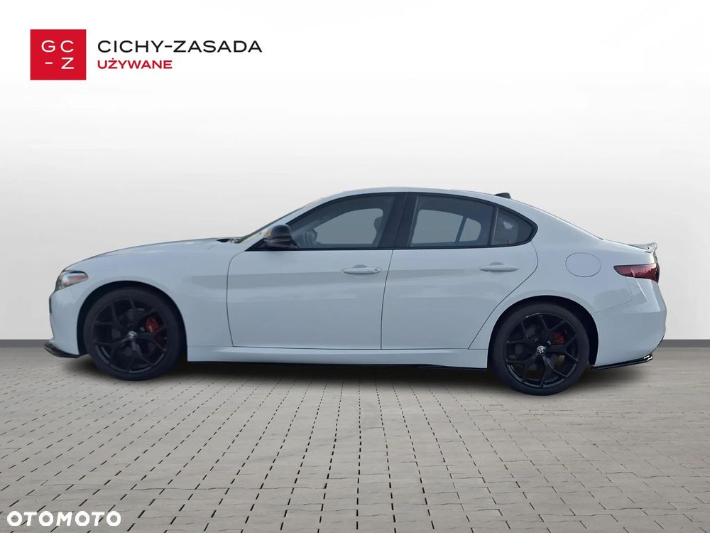 Alfa Romeo Giulia 2.0 Turbo 16V AT8-Q4 Ti - 2