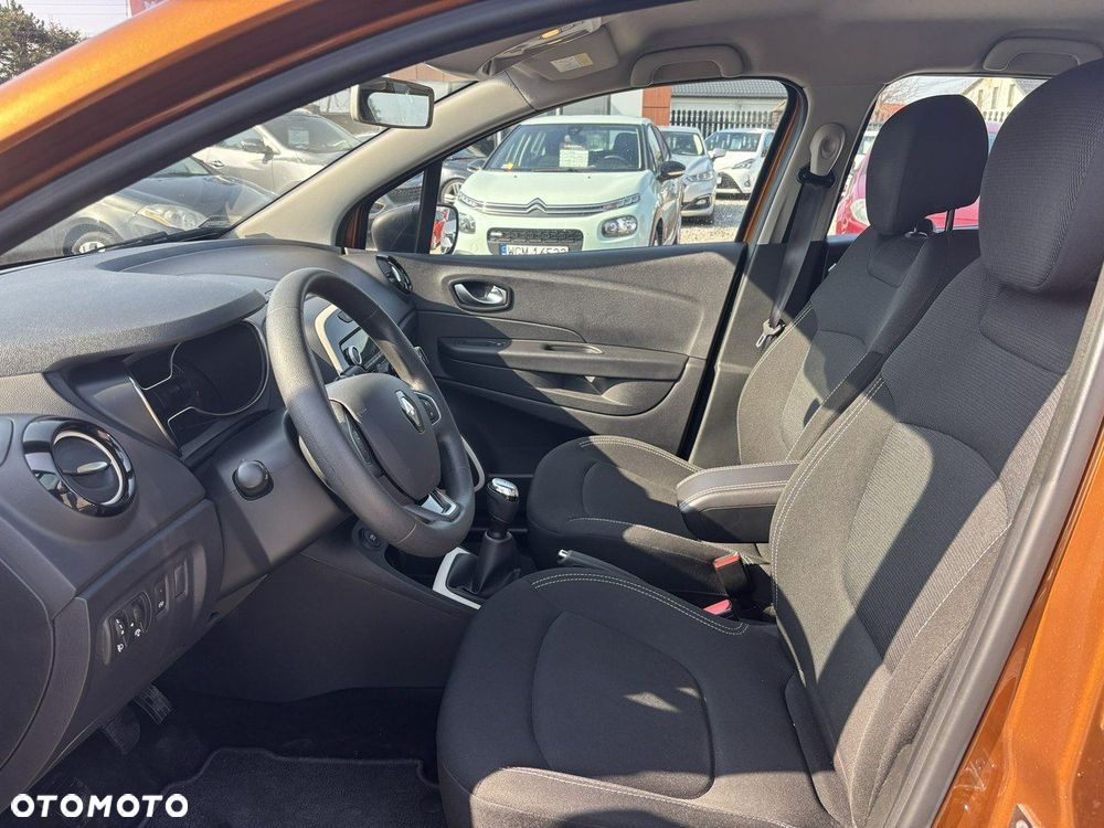 Renault Captur - 18