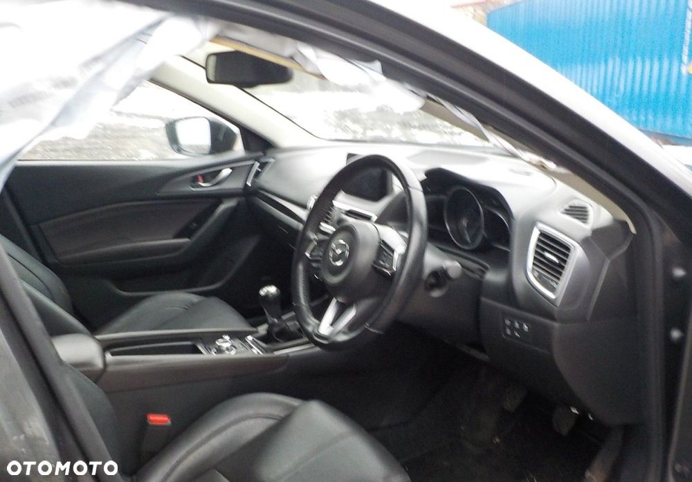 Mazda 3 - 17