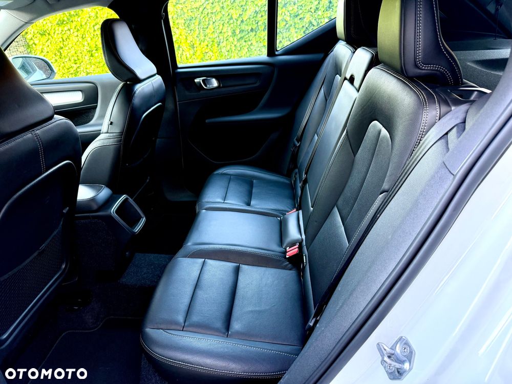 Volvo XC 40 D3 Momentum - 11