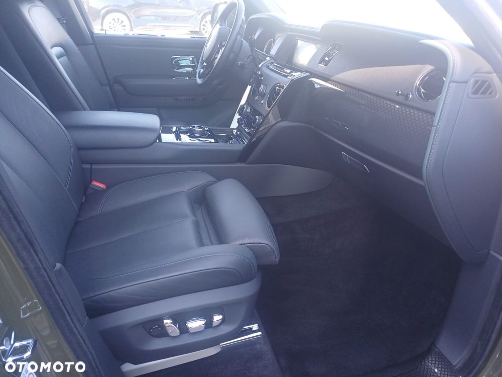 Rolls-Royce Cullinan Black Badge - 7