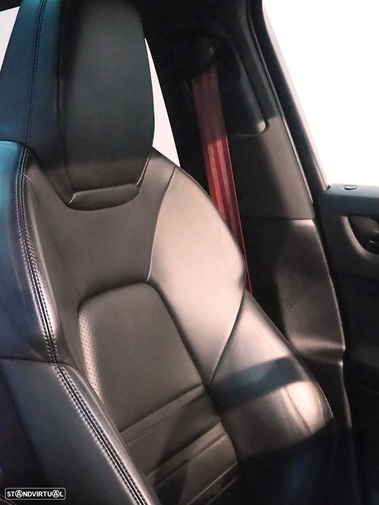 Porsche Cayenne Coupé E-Hybrid Tiptronic S Platinum Edition - 26